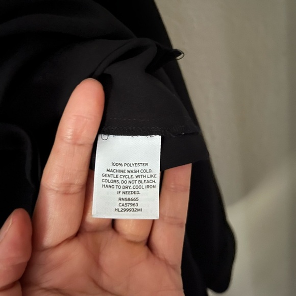 TROUVE Silky Button Down Long Sleeve blouse Size S In Black Style HL299932MI - Picture 9 of 13